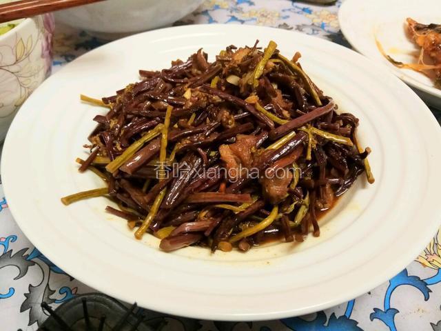 蕨菜炒肉