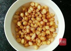 柴鱼花生粥的做法图解1