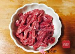 黑椒牛柳的做法图解2