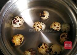 虎皮蛋红烧肉的做法图解1