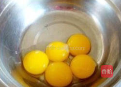 电饭煲蛋糕的做法图解2