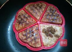 葡萄干原味华夫饼 平底锅版的做法图解3