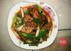 蒜苗回锅肉的做法图解10