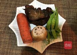 荷塘小炒的做法图解1