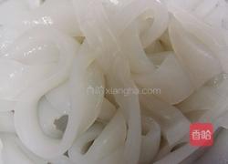 鸡丝炒拉皮的做法图解2