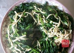 豌豆苗炒百叶丝的做法图解5