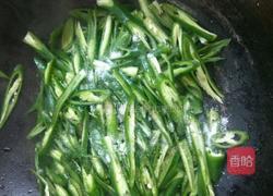 尖椒炒豆干的做法图解4