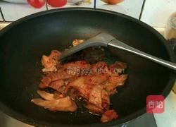 辣白菜炒年糕的做法图解2