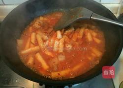 辣白菜炒年糕的做法图解7