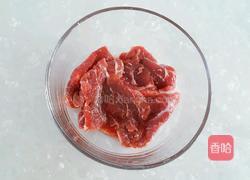 香煎牛肉秋葵的做法图解2