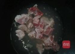 玉米排骨汤的做法图解5