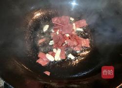 培根炒包菜的做法图解4