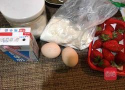 草莓松饼的做法图解1
