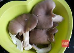软炸鲜蘑的做法图解1