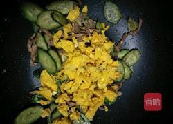 青瓜鸡蛋炒肉丝的做法图解8