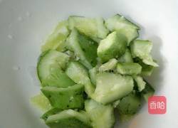 黄瓜拌拉皮的做法图解2