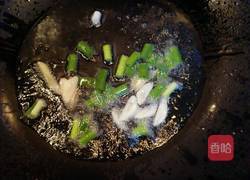 尖椒爆肚丝的做法图解4