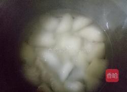 冰糖炖雪梨的做法图解5