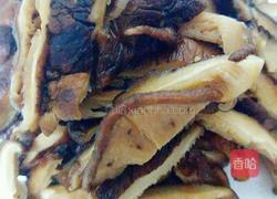 蚝油三菌菇的做法图解3