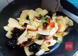 毛笋烧腊肉的做法图解6