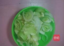 大肉汤面的做法图解3