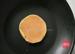 鸡蛋牛奶薄饼的做法图解4