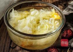 养颜润肺 红枣银耳百合甜汤的做法图解2