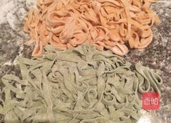 双色面条的做法图解5