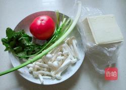 西红柿豆腐汤的做法图解2