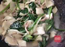 蚝油杏鲍菇菠菜炒肉的做法图解8