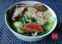 牛肉鲜蘑蔬菜面的做法图解8