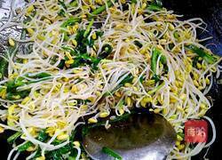 韭菜炒黄豆芽的做法图解10