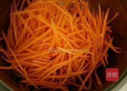 清炒胡萝卜丝的做法图解2