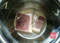 京华火腿炖猪脚的做法图解1