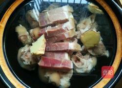 京华火腿炖猪脚的做法图解7