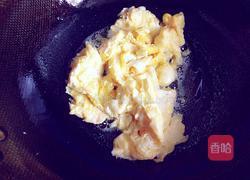 香椿炒鸡蛋的做法图解5