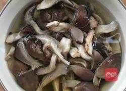 椒盐蘑菇的做法图解2