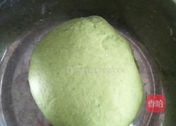 菠菜面韭菜盒子的做法图解3