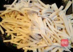 甘蓝炒豆片的做法图解5