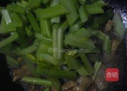 芹菜木耳炒肉片的做法图解5