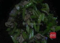 芹菜木耳炒肉片的做法图解9