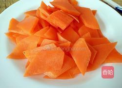 胡萝卜素饺子馅的做法图解1