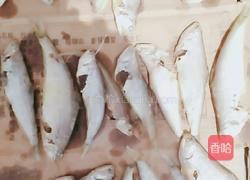 油煎小黄鱼的做法图解1