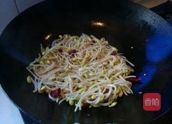 炝炒黄豆芽的做法图解4