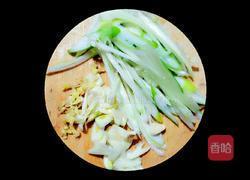 鱼香肉丝（鸡肉）的做法图解2