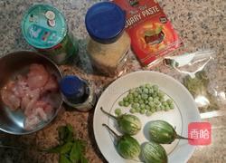 泰式红咖喱鸡肉的做法图解1