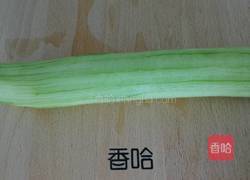 素炒丝瓜的做法图解1