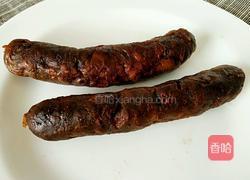 香肠拌豆腐的做法图解1