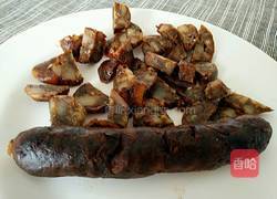 香肠拌豆腐的做法图解2