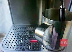 自制卡布奇诺咖啡的做法图解6